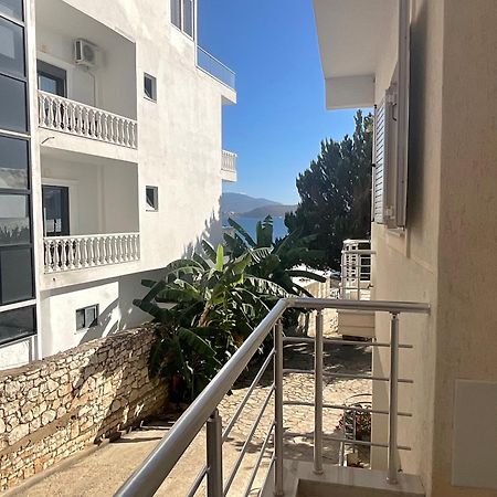 Mojito Beach Apartments With Free Parking Саранда Екстер'єр фото