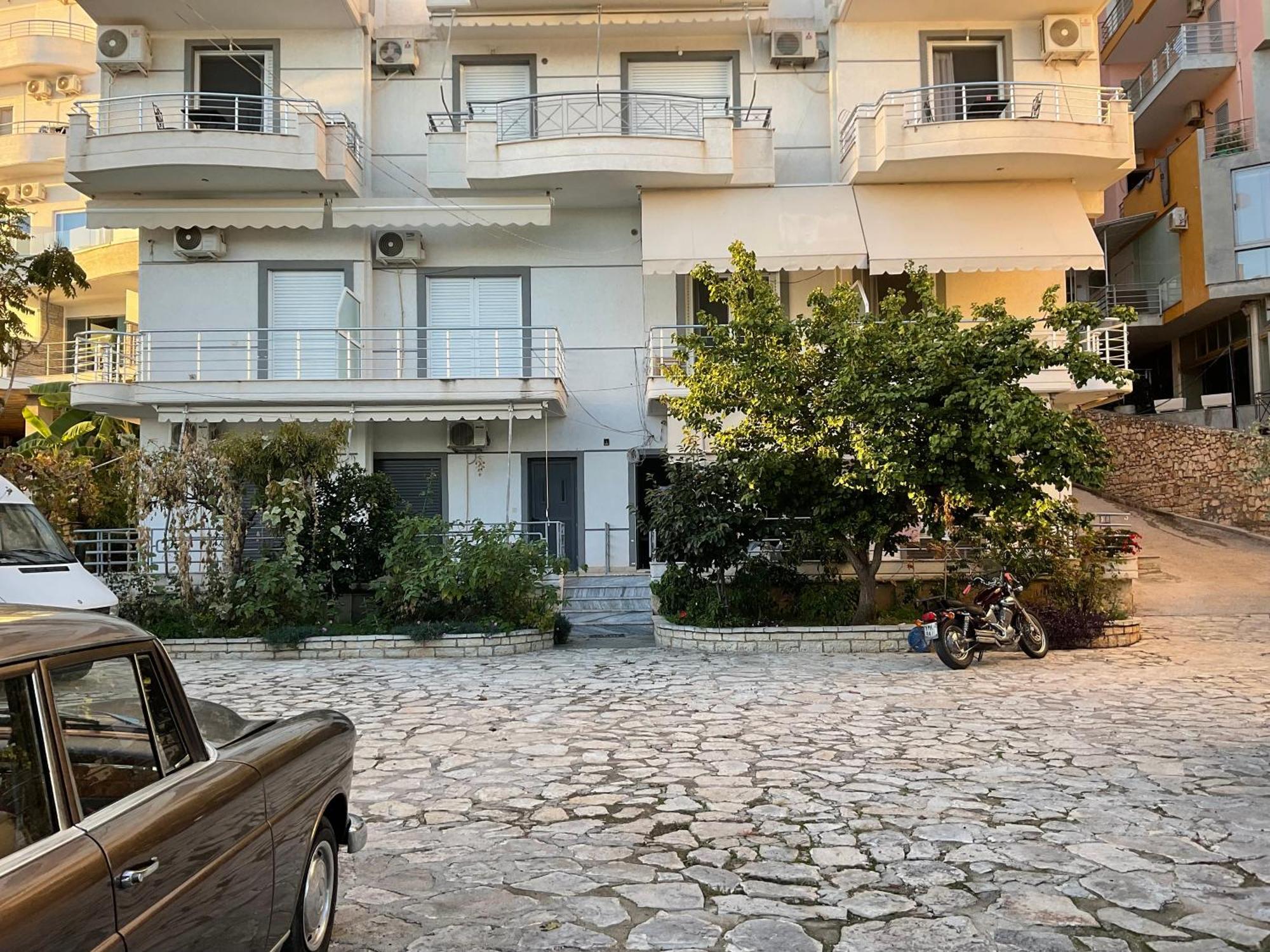Mojito Beach Apartments With Free Parking Саранда Екстер'єр фото
