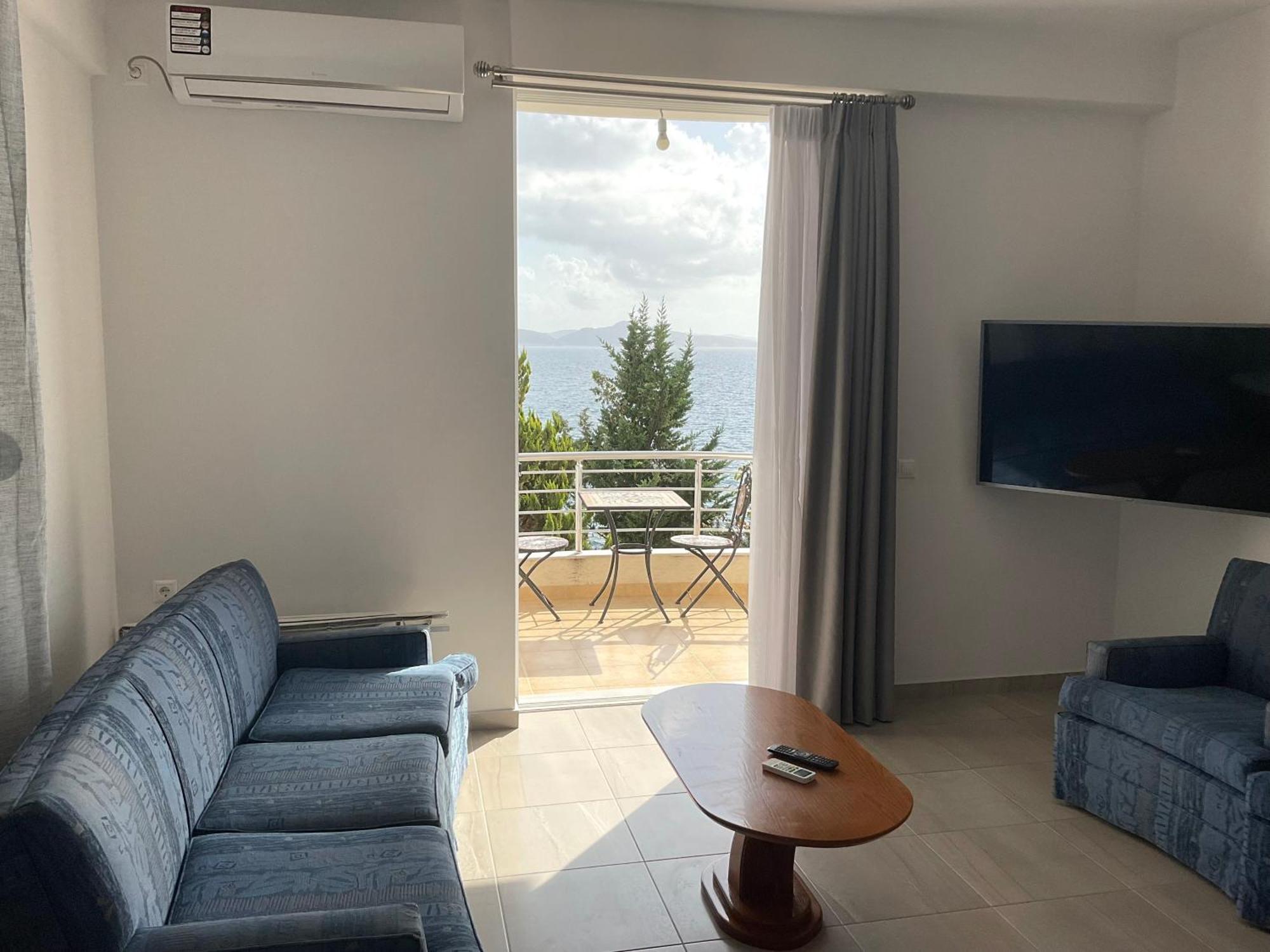 Mojito Beach Apartments With Free Parking Саранда Екстер'єр фото