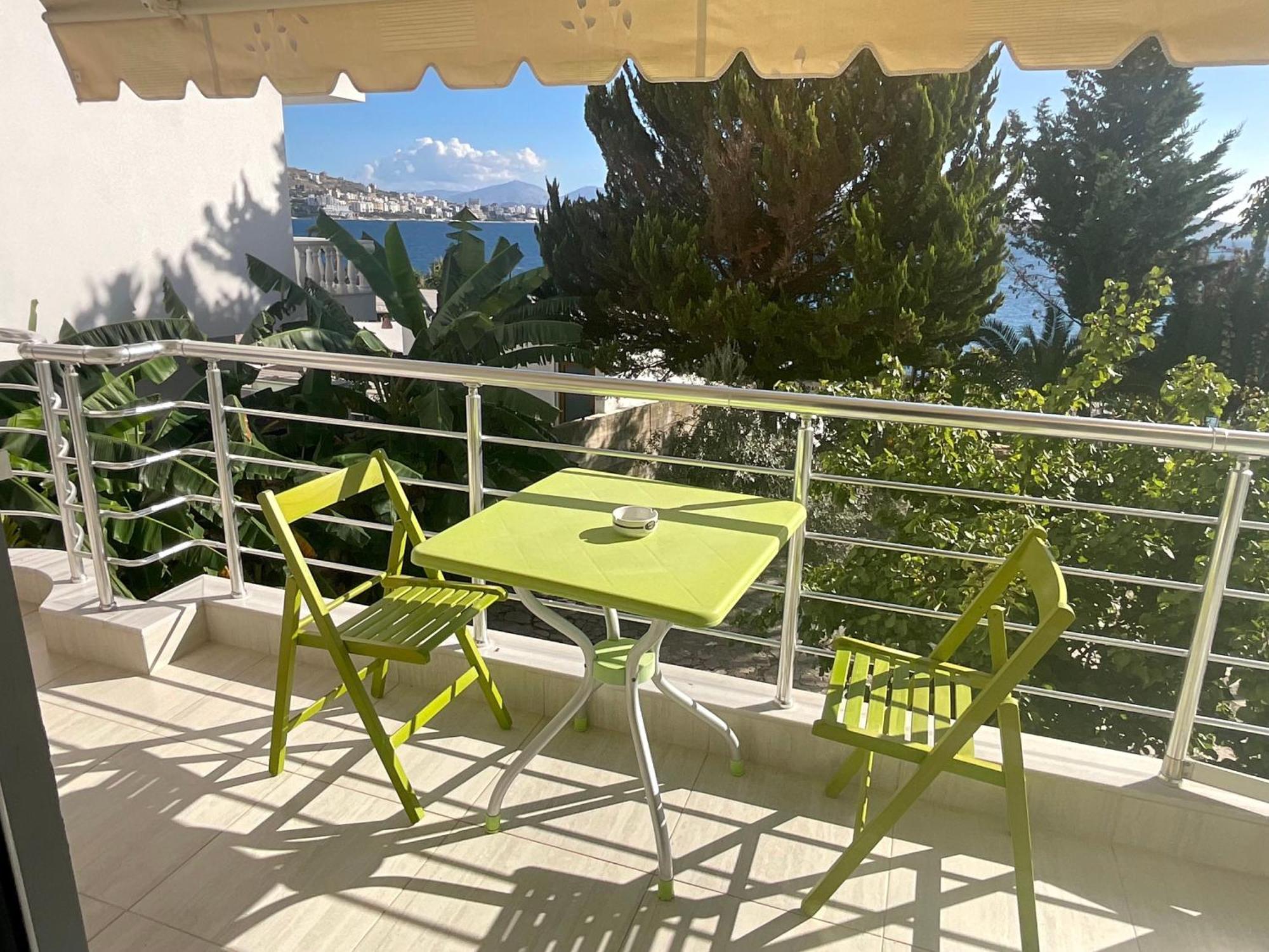 Mojito Beach Apartments With Free Parking Саранда Екстер'єр фото